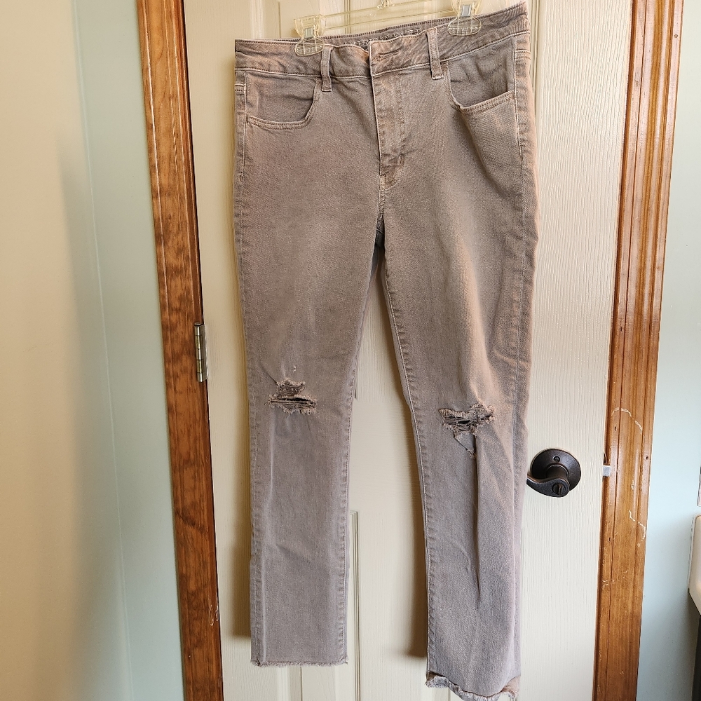 American Eagle Outfitters Sz 12 Sand Color distressed Jeans Skinny Ankle Stretch